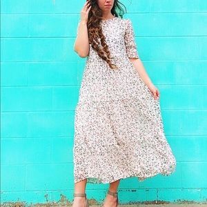 Ditsy print dress❤️